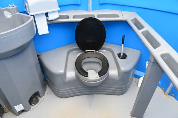 Best Portable restroom trailer rental  in Hamburg, NJ